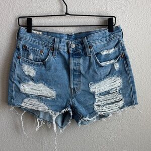 Levi's Premium 501 Cut off Distressed Shorts size 28